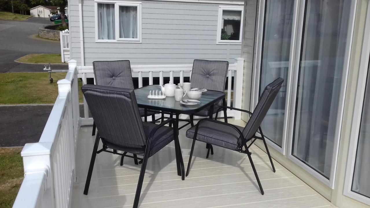 Porth Retreat At Newquay Bay Resort Exterior foto